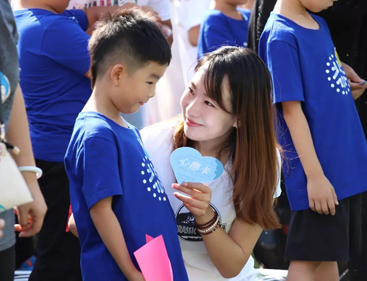 北航附小学生活动颁奖实景，锦连环学校文化建设